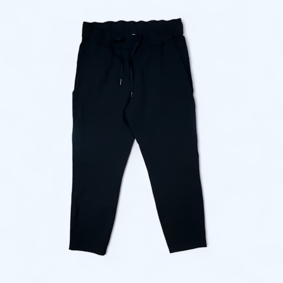 lululemon athletica Pants - Lululemon‎ Black Draw String Pants size 8 RLT2-43